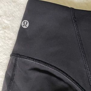 Lululemon discontinued Train Times 7/8 25” black leggings size 4 Luxtreme Mesh